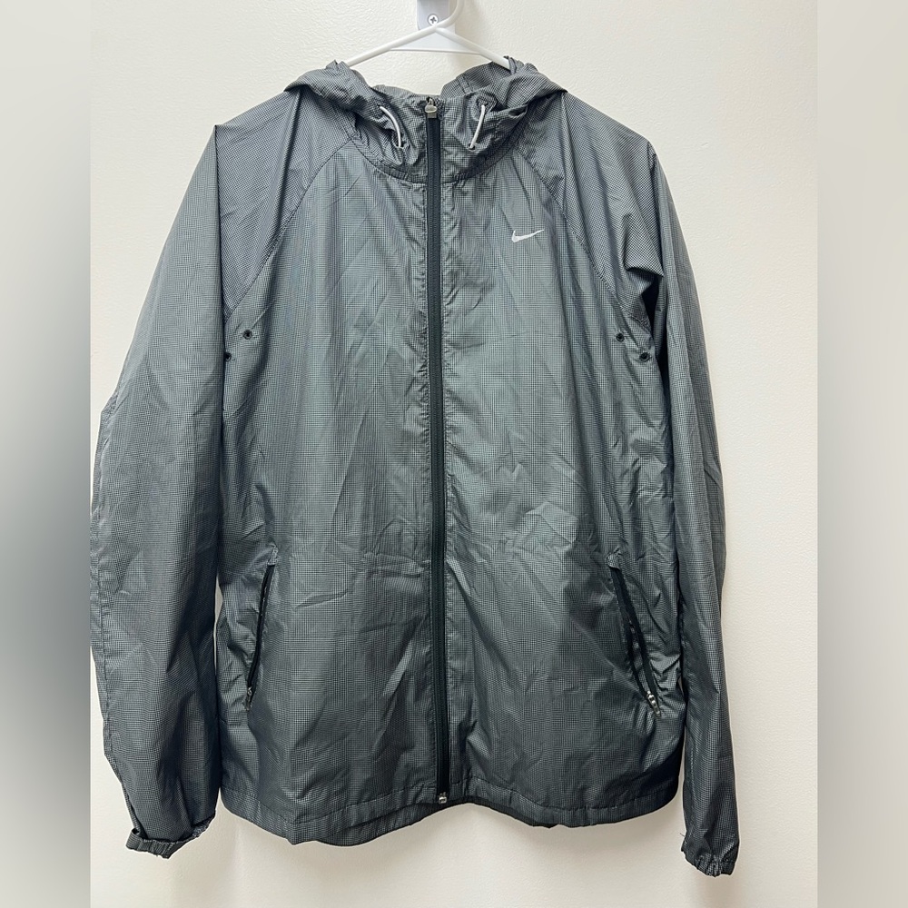 Nike Women’s Gray Lightweight Running Windbreaker Jacket - Large
